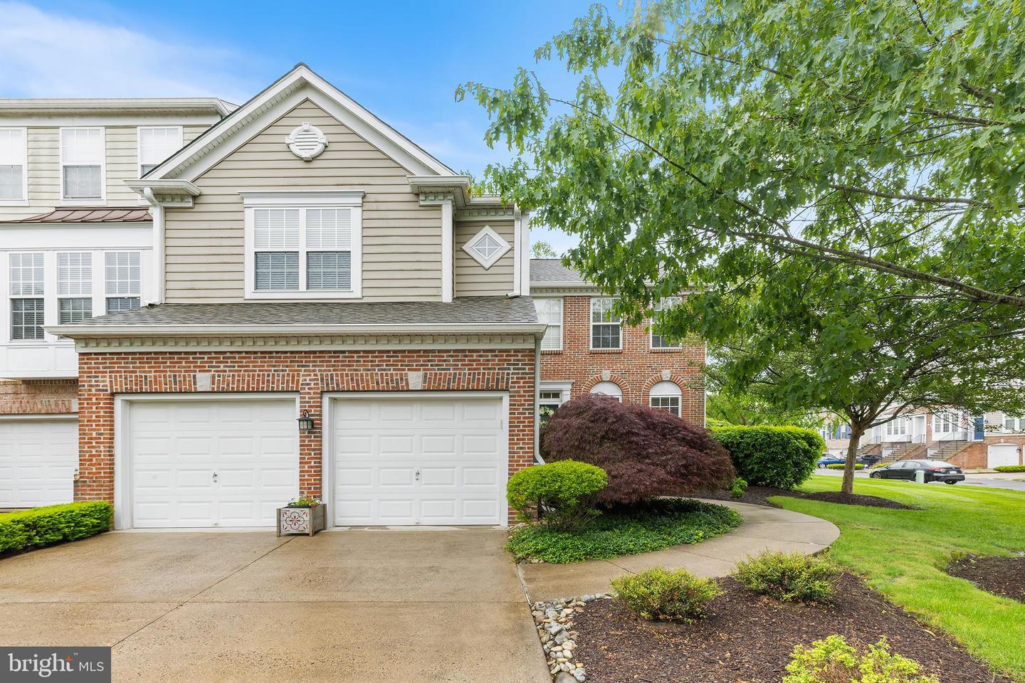 Property Photo: 48 Avalon Court 2301 PA 18901