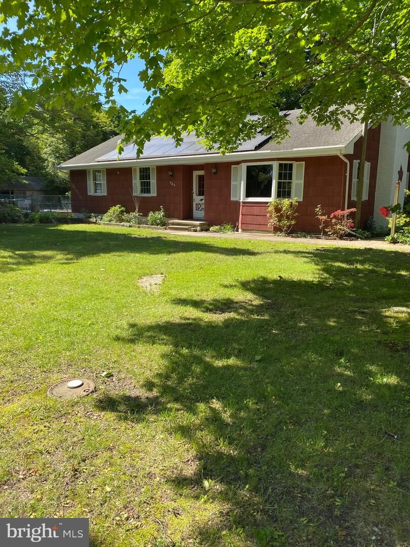 Property Photo:  724 Ocean Avenue  NJ 08205 