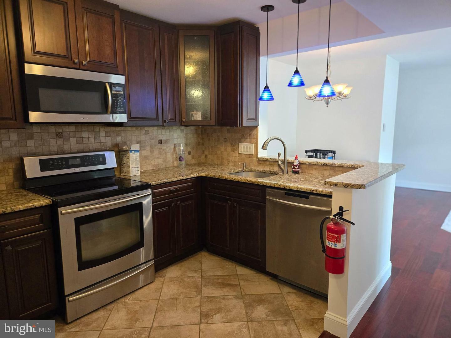 Property Photo:  25 Church Rd Unit 133  NJ 08052 