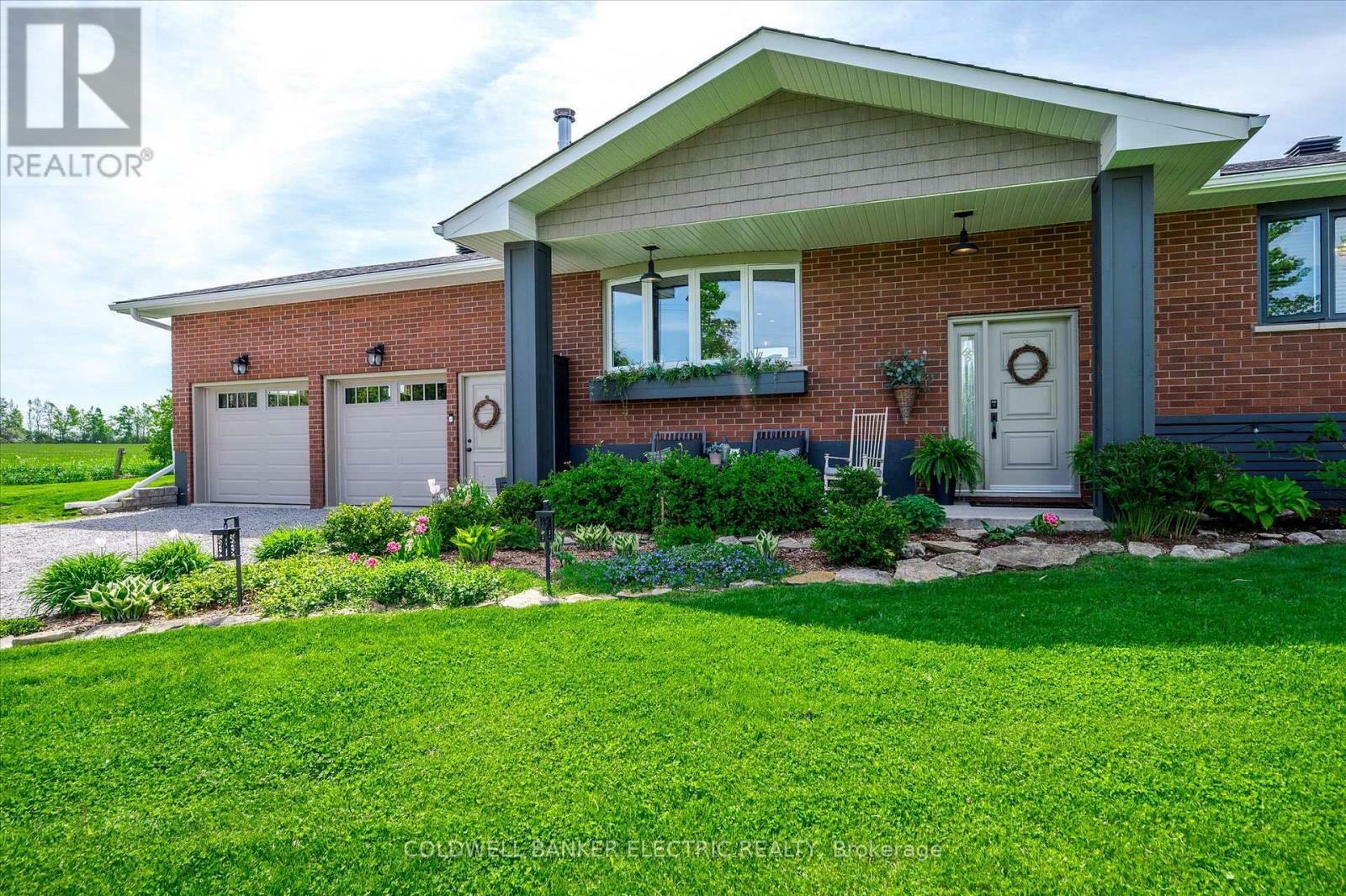 Property Photo:  164 Islay Road  ON K0M 2T0 