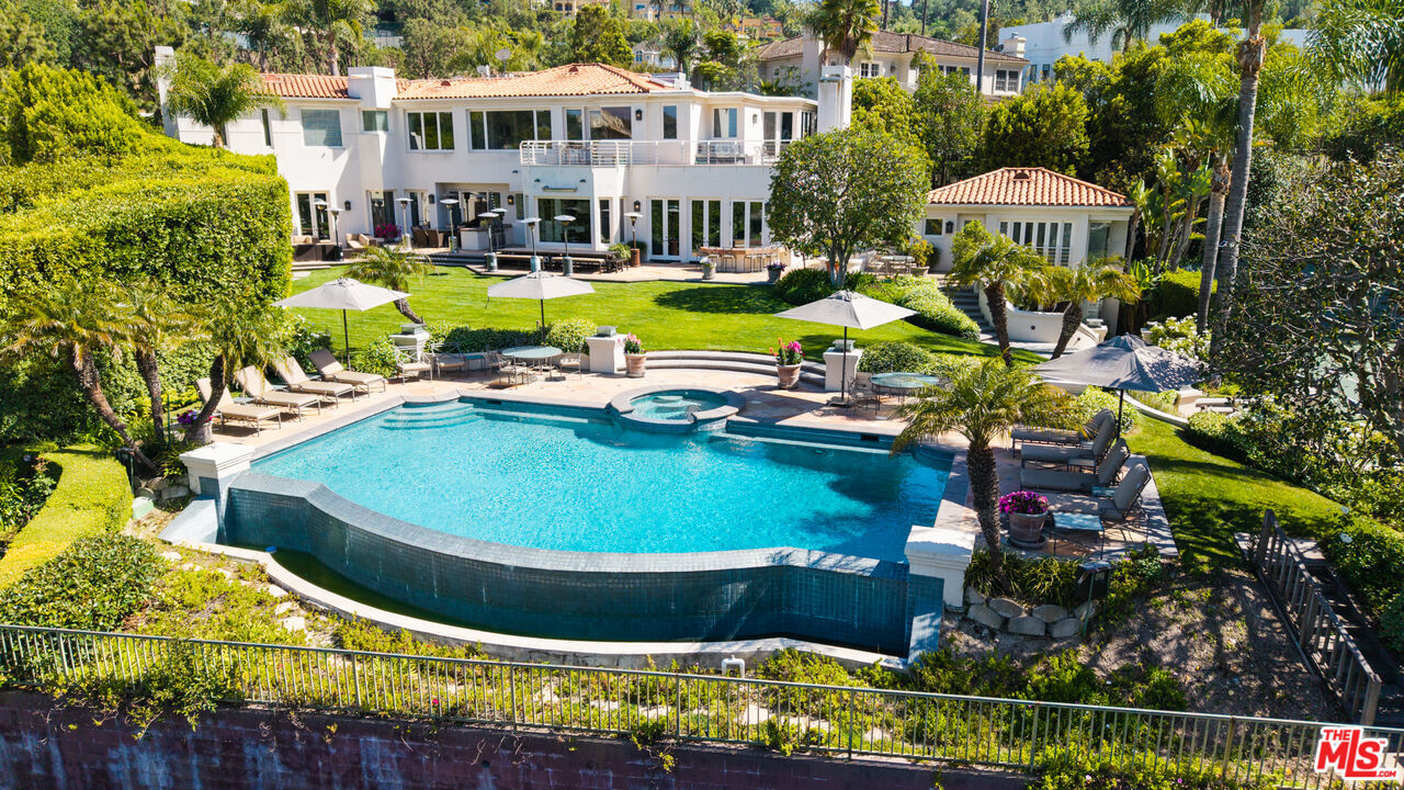 Property Photo:  14035 Aubrey Rd  CA 90210 