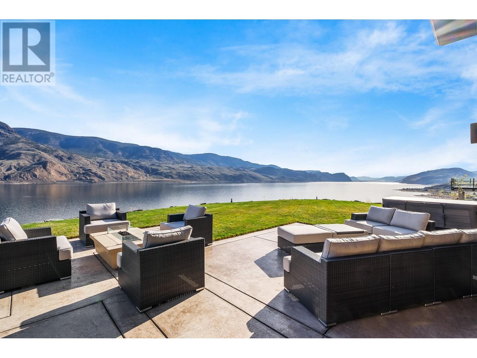 229 Holloway Drive  Kamloops BC V1S 0B3 photo