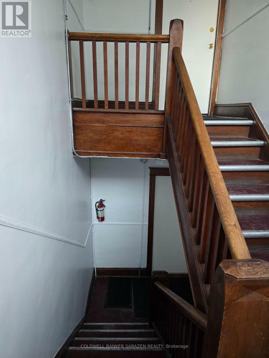 Photo de la propriété: 164 Clarence Street ON K1N 5P8