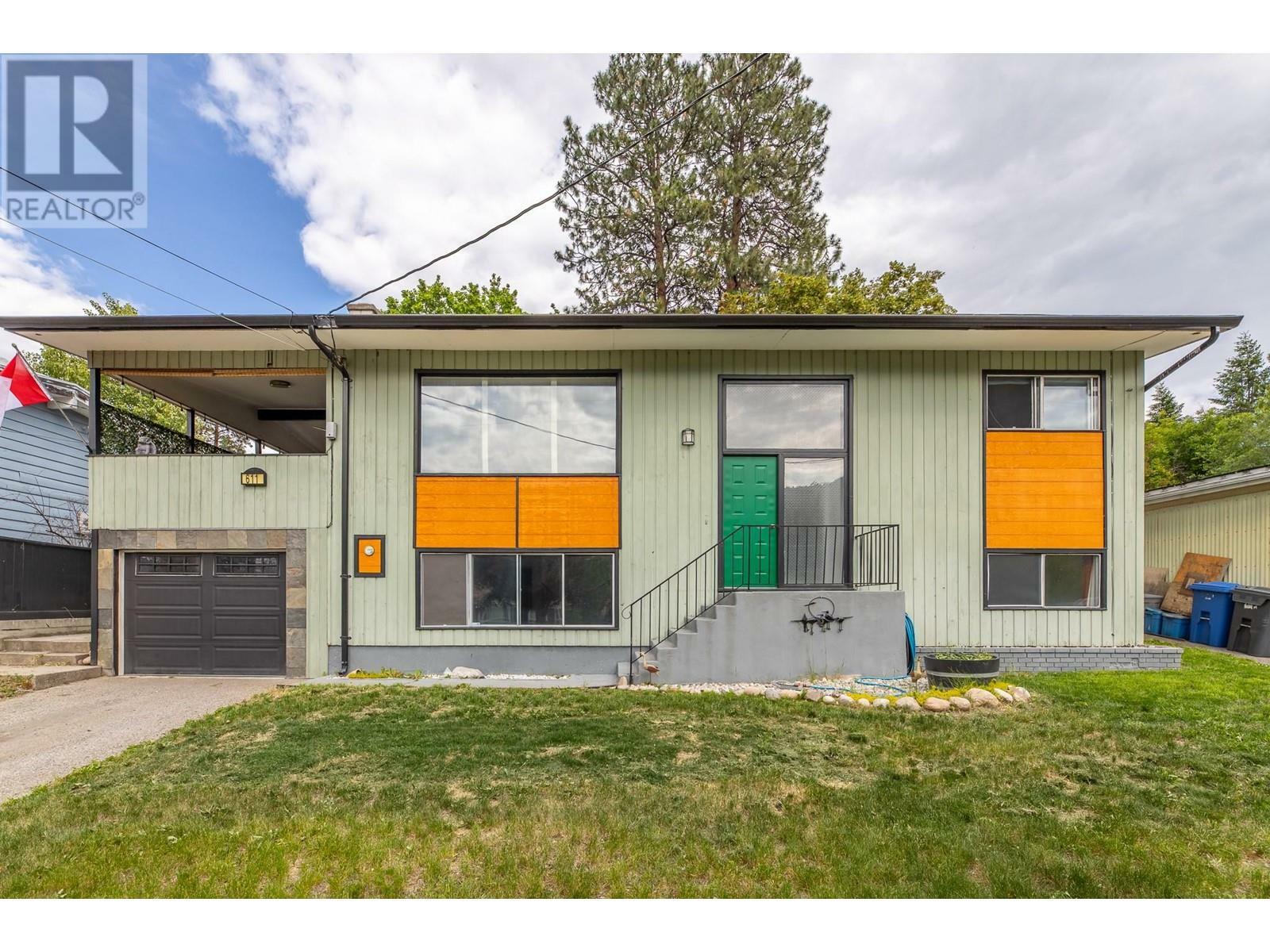 Property Photo: 611 East Side Road BC V0H 1R5