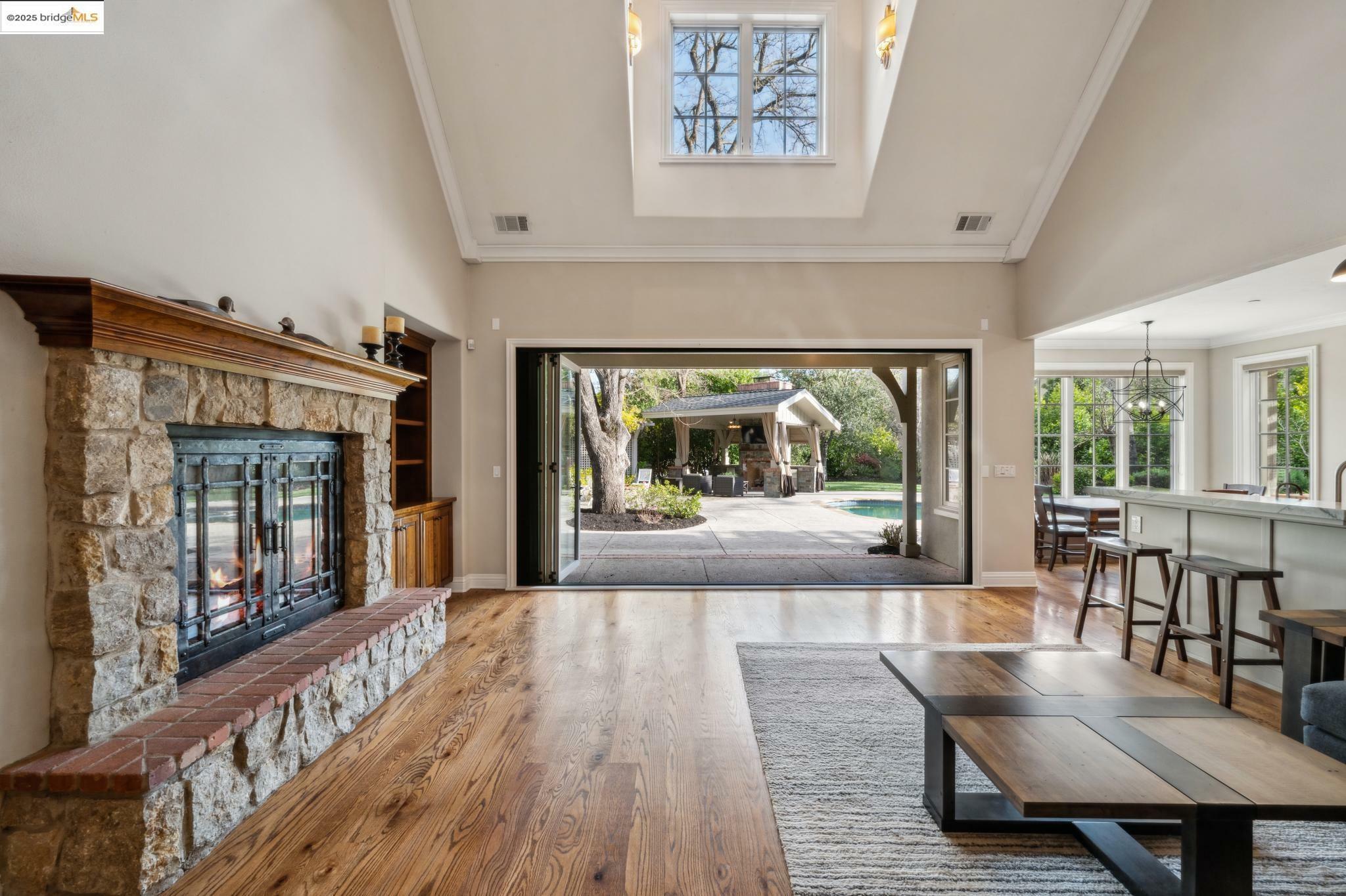 Property Photo: 21 Samantha Dr CA 94549