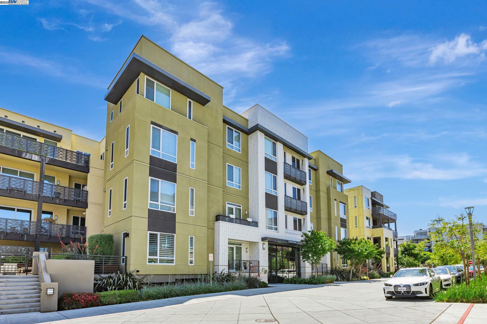 2339 Kinetic Cmn 310  Fremont CA 94539 photo