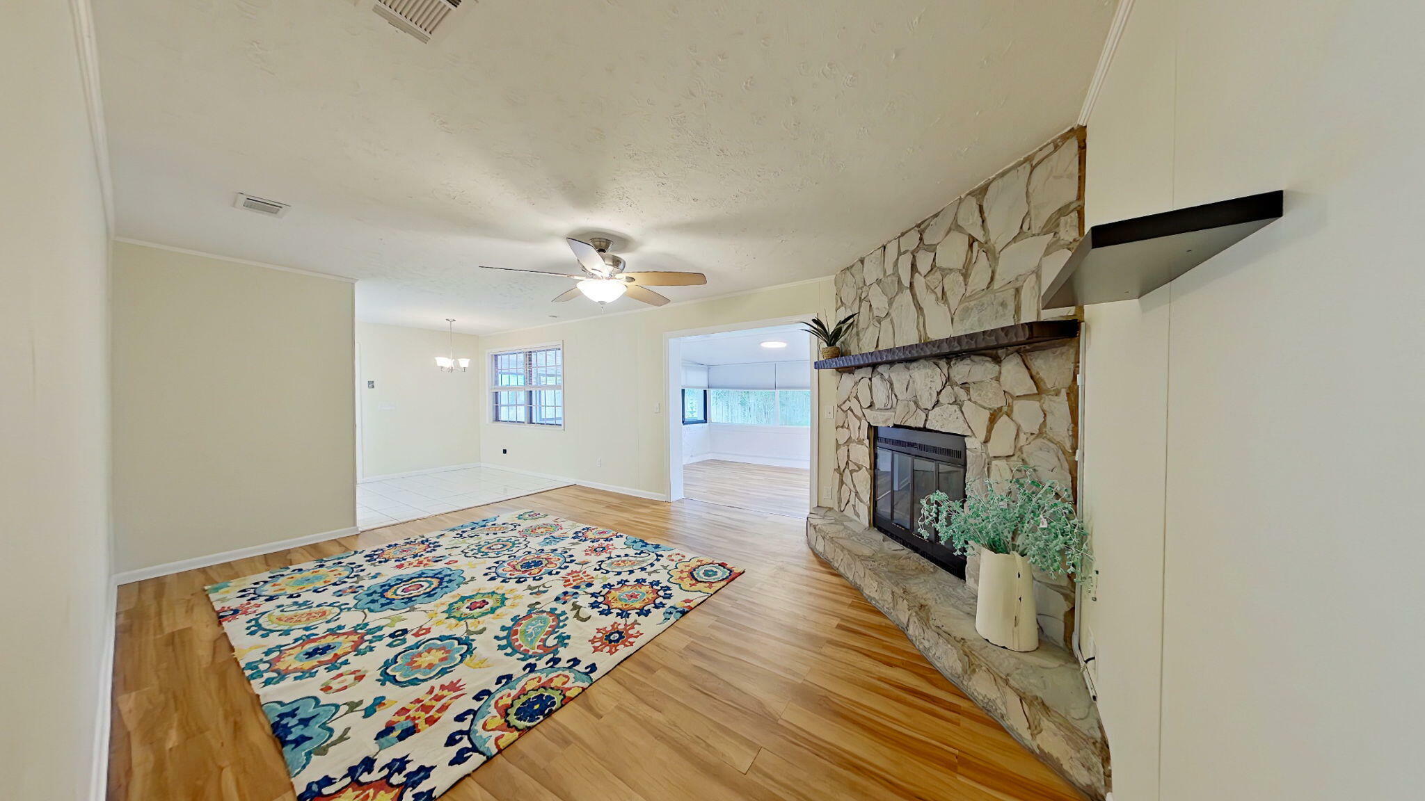 Property Photo: 1111 Coral Drive FL 32578