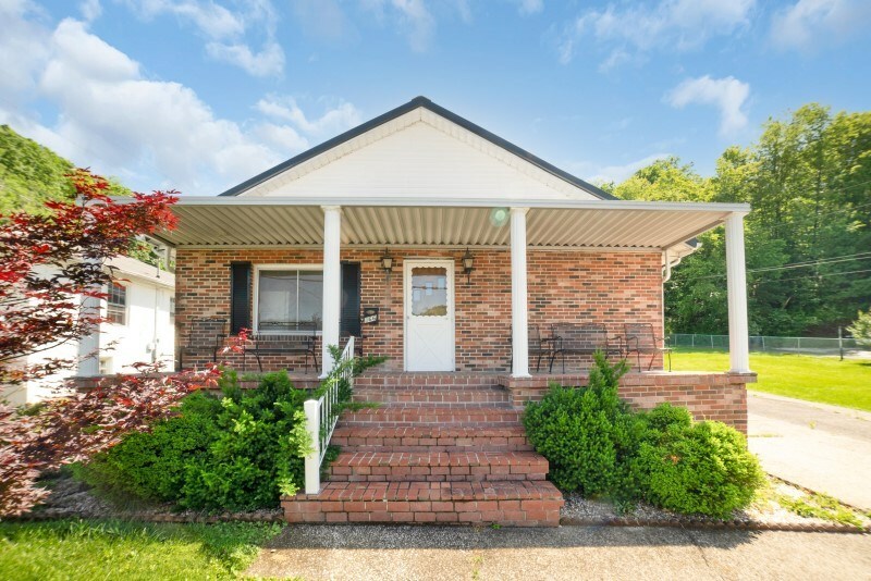 Property Photo: 366 Highland KY 41653