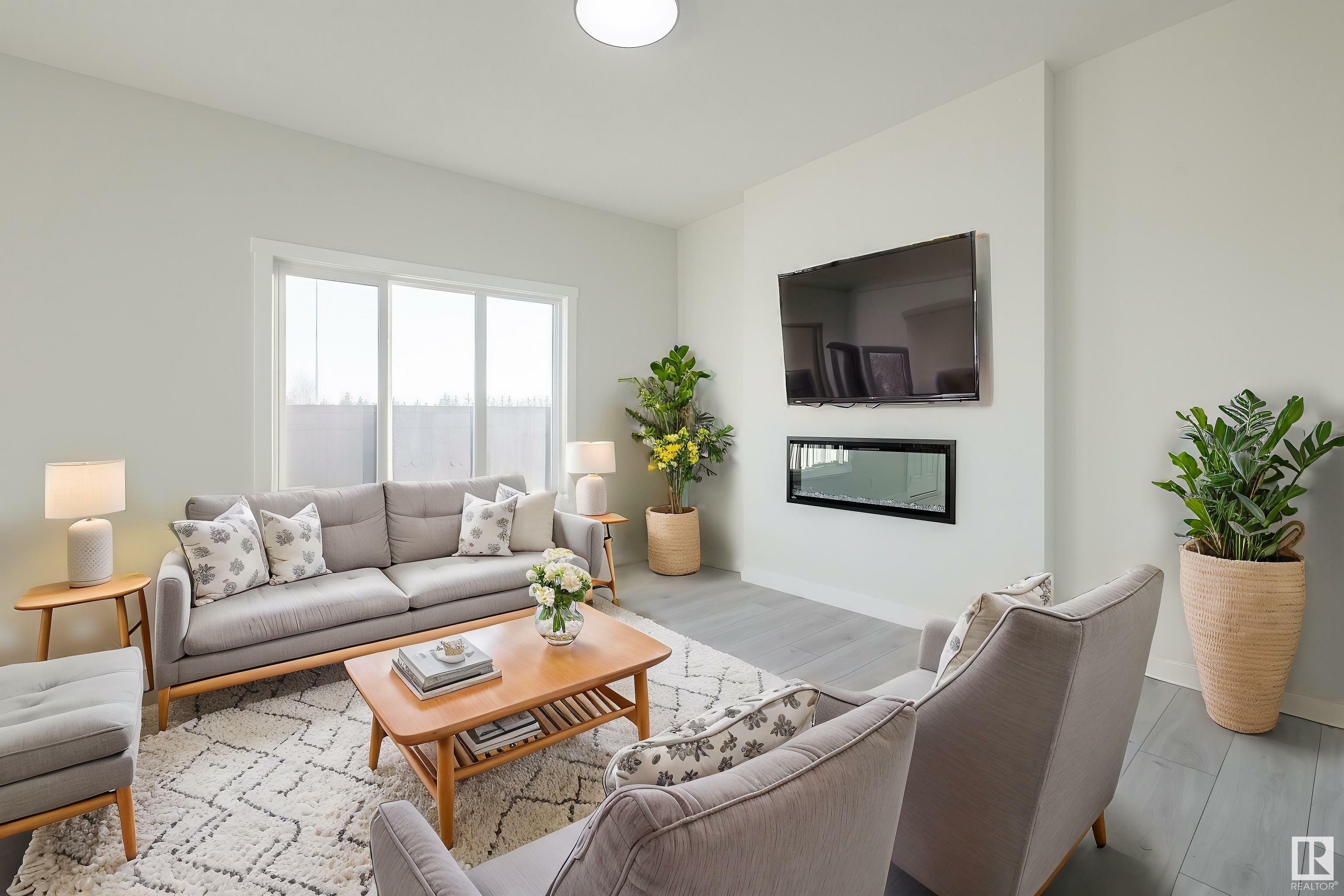 Property Photo: 5264 Kinney Place SW AB T6M 3B5