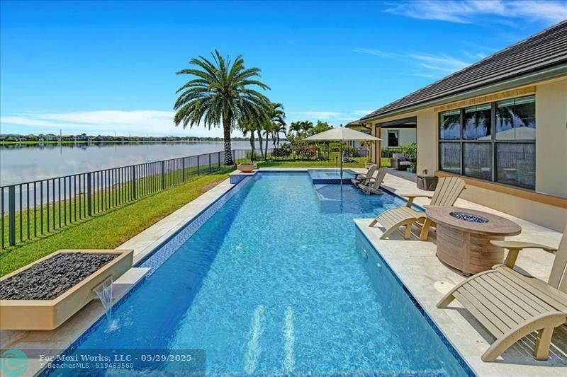 Property Photo: 8890 Carrington Ave FL 33076
