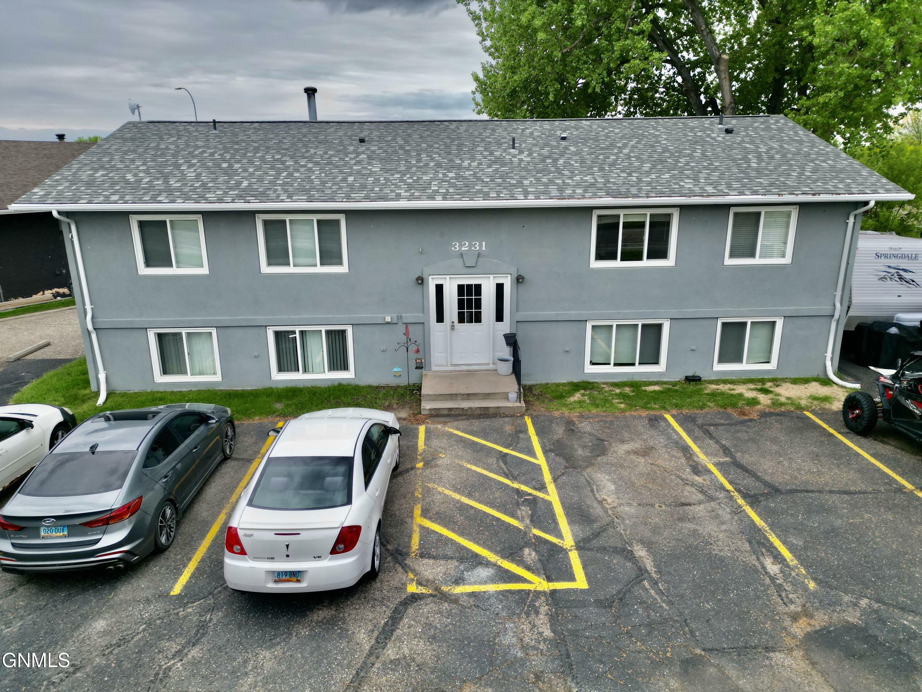 Property Photo: 3231 Rosser Avenue ND 58501