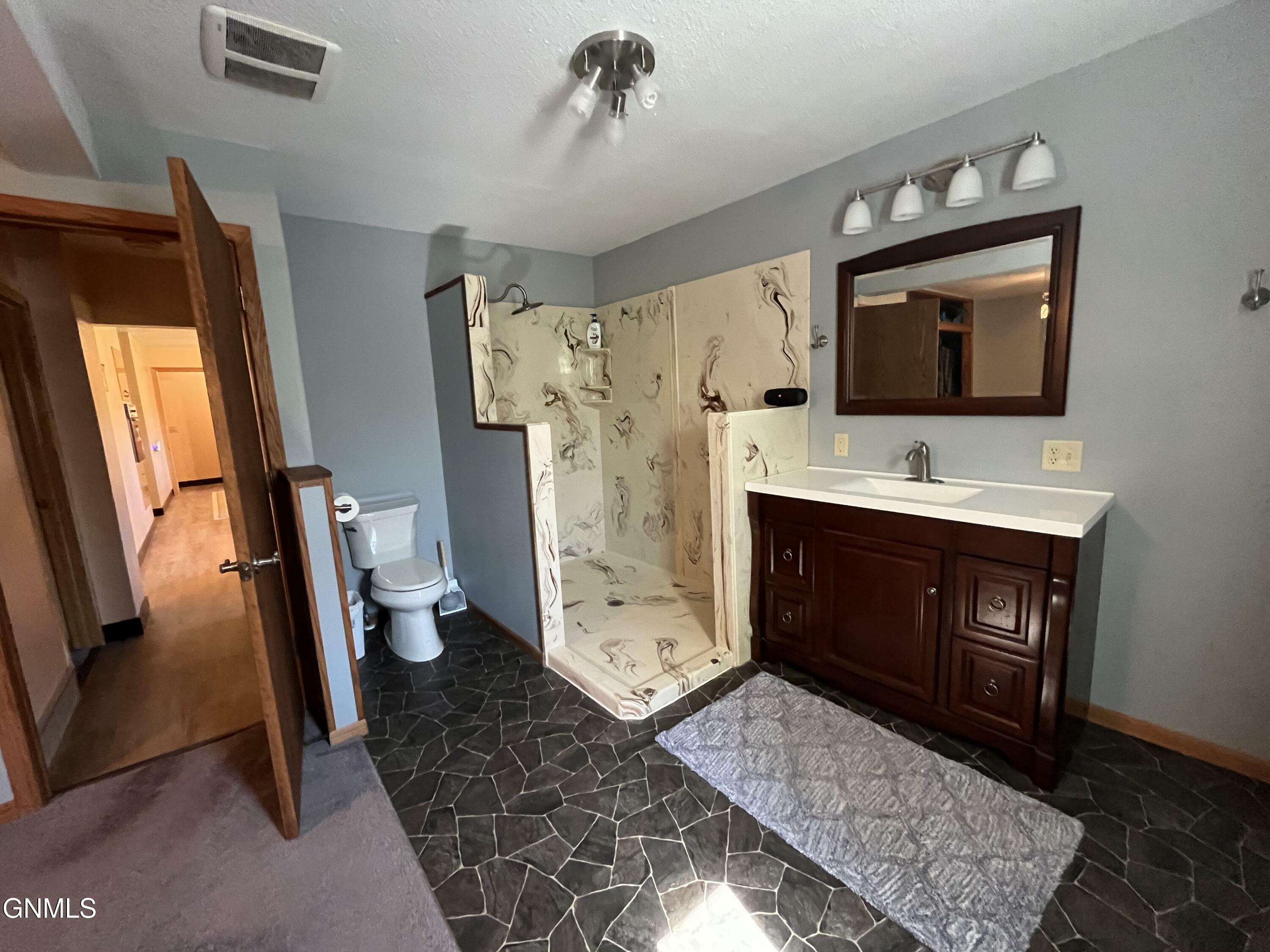 Property Photo: 3945 92nd Street SE ND 58413