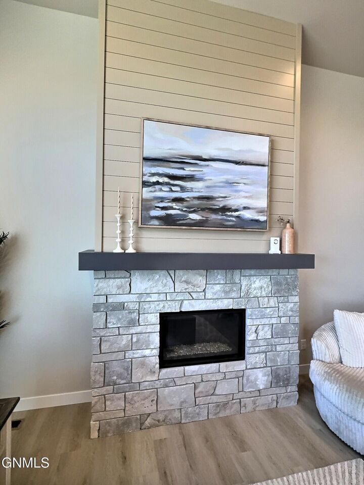 Property Photo:  926 Beretta Street NW  ND 58554 