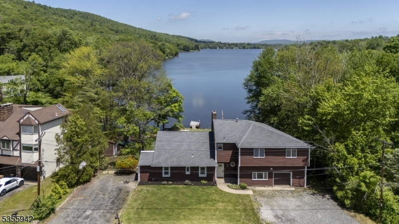 Property Photo: 7 Capstan Rd NJ 07480