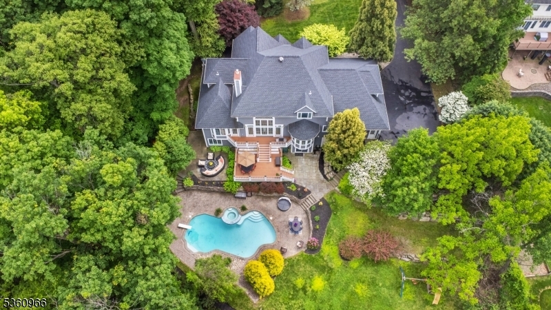Property Photo: 7 Briscoe Chase NJ 07456