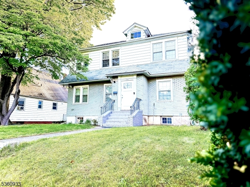 Property Photo: 194 Elm Ave NJ 07666