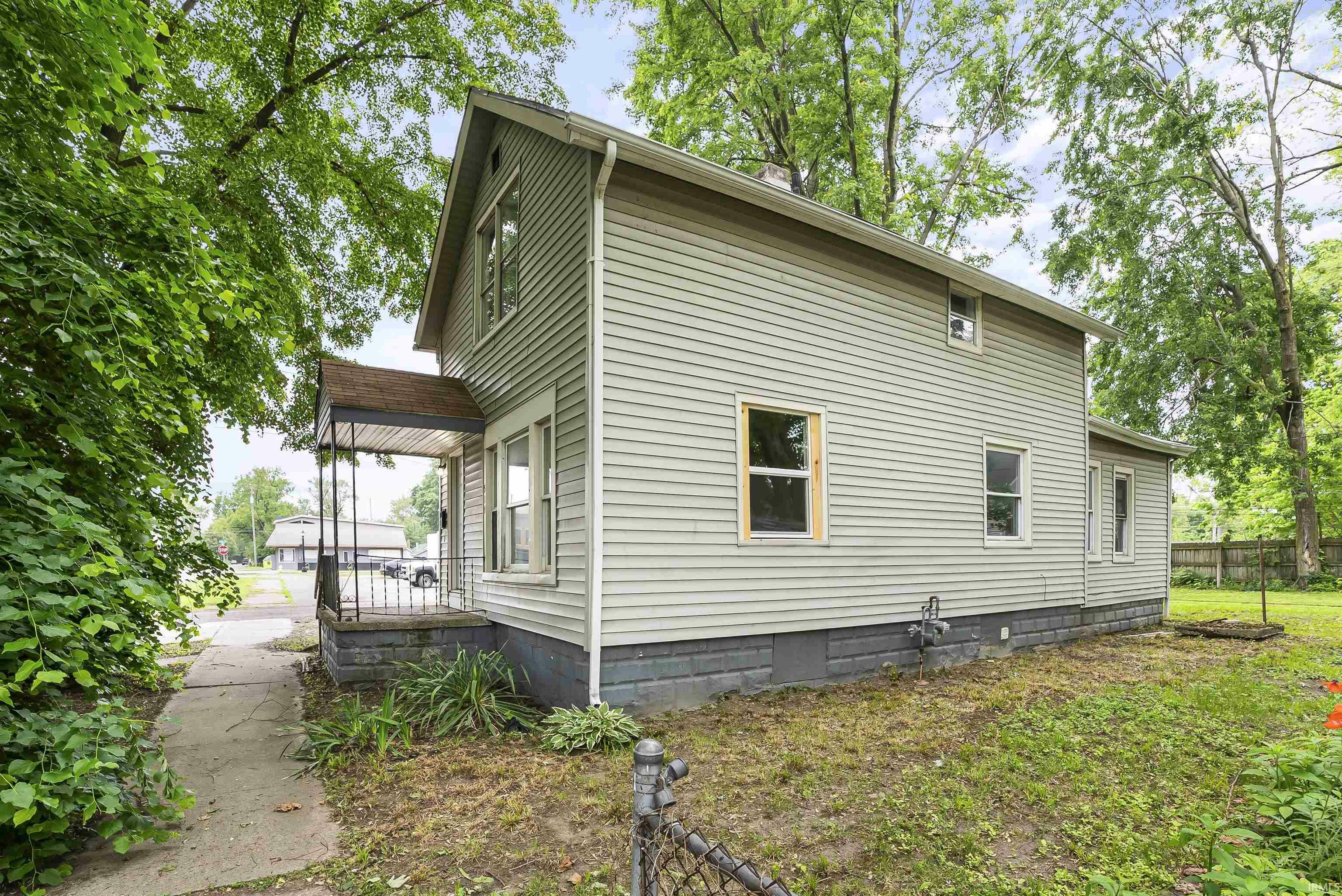 Property Photo: 514 Mechanic Street IN 46808-3368