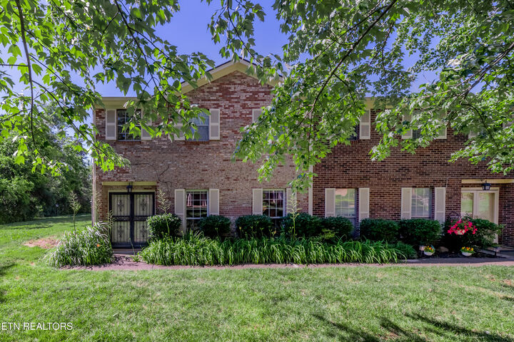 7914 Gleason Rd 1134  Knoxville TN 37919 photo