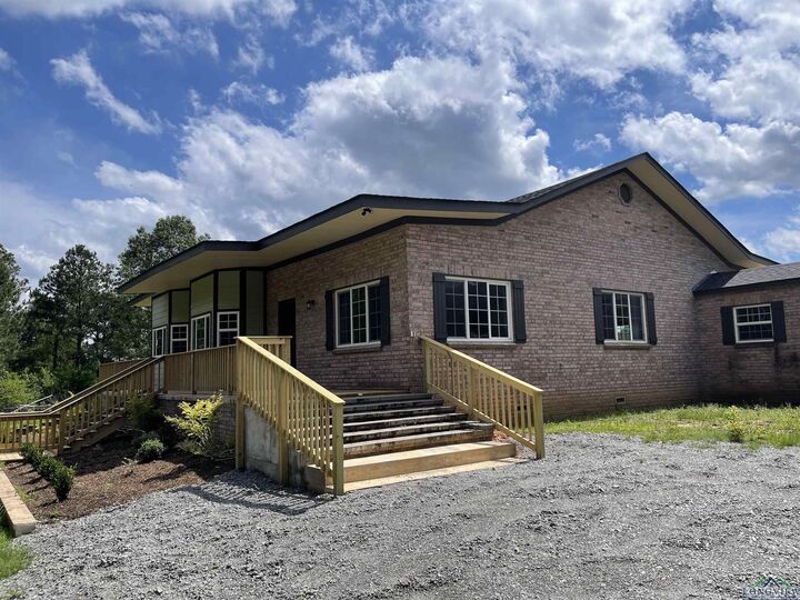 Property Photo: 1943 Cr 121 TX 75643