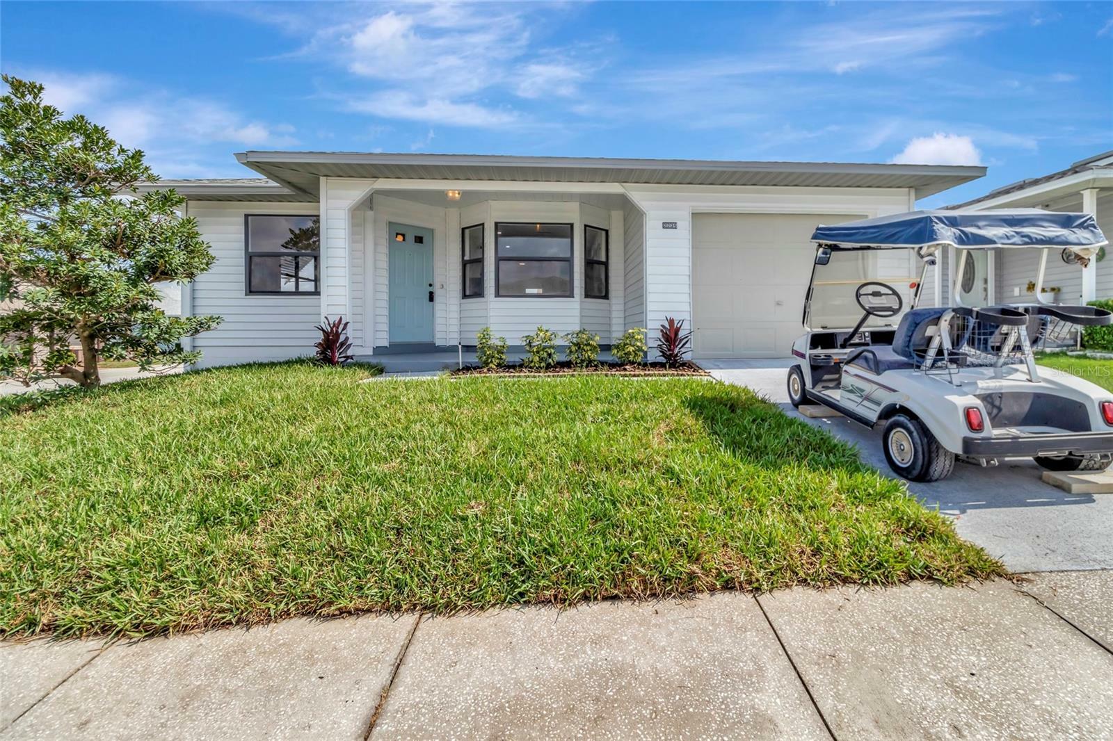 Property Photo:  2235 Harbor Town Lane  FL 33810 