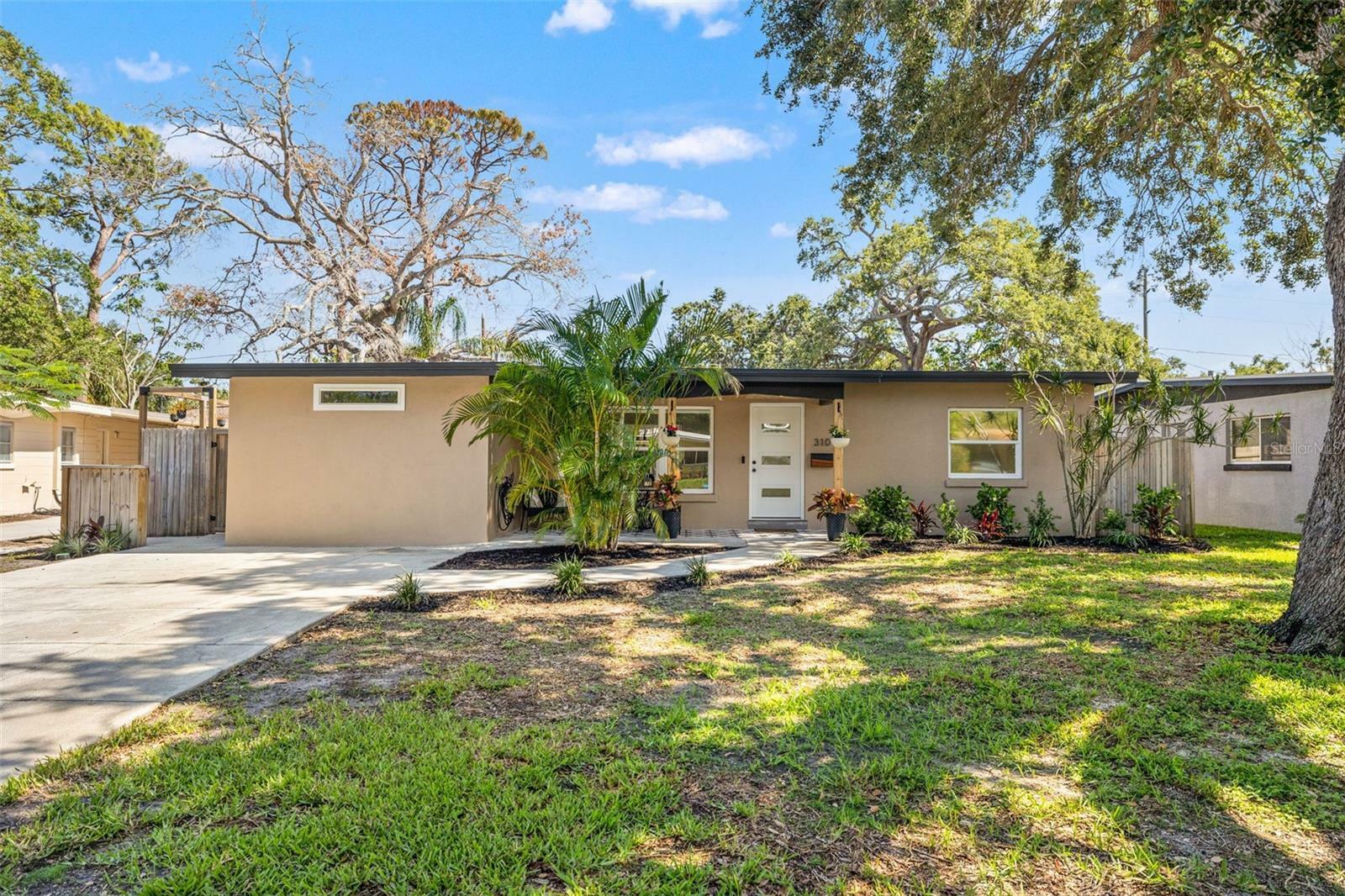 Property Photo:  310 55th Avenue S  FL 33705 