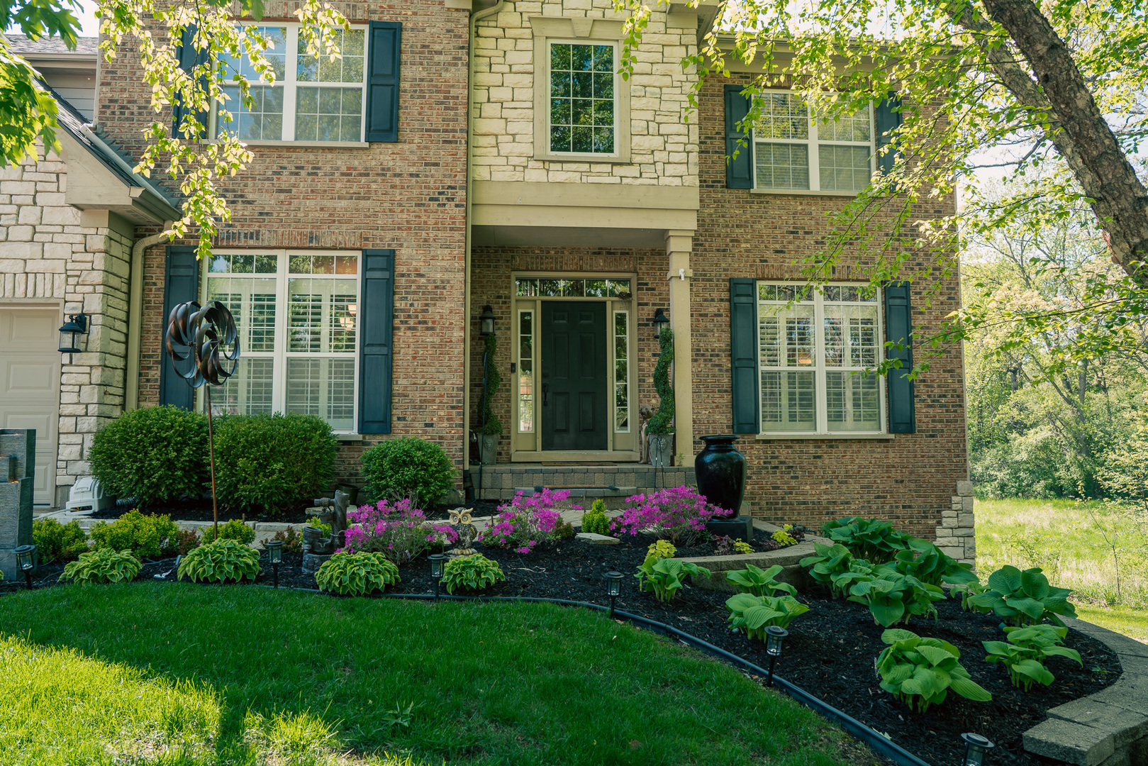 Property Photo: 406 Elderberry Lane IL 60107