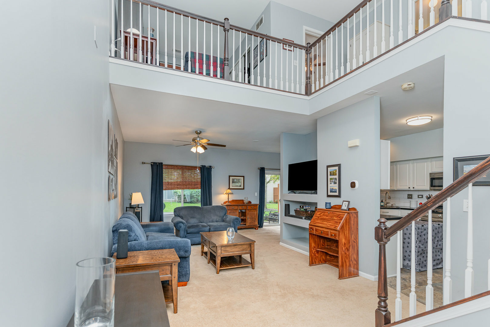 Property Photo: 977 Parkhill Circle IL 60502