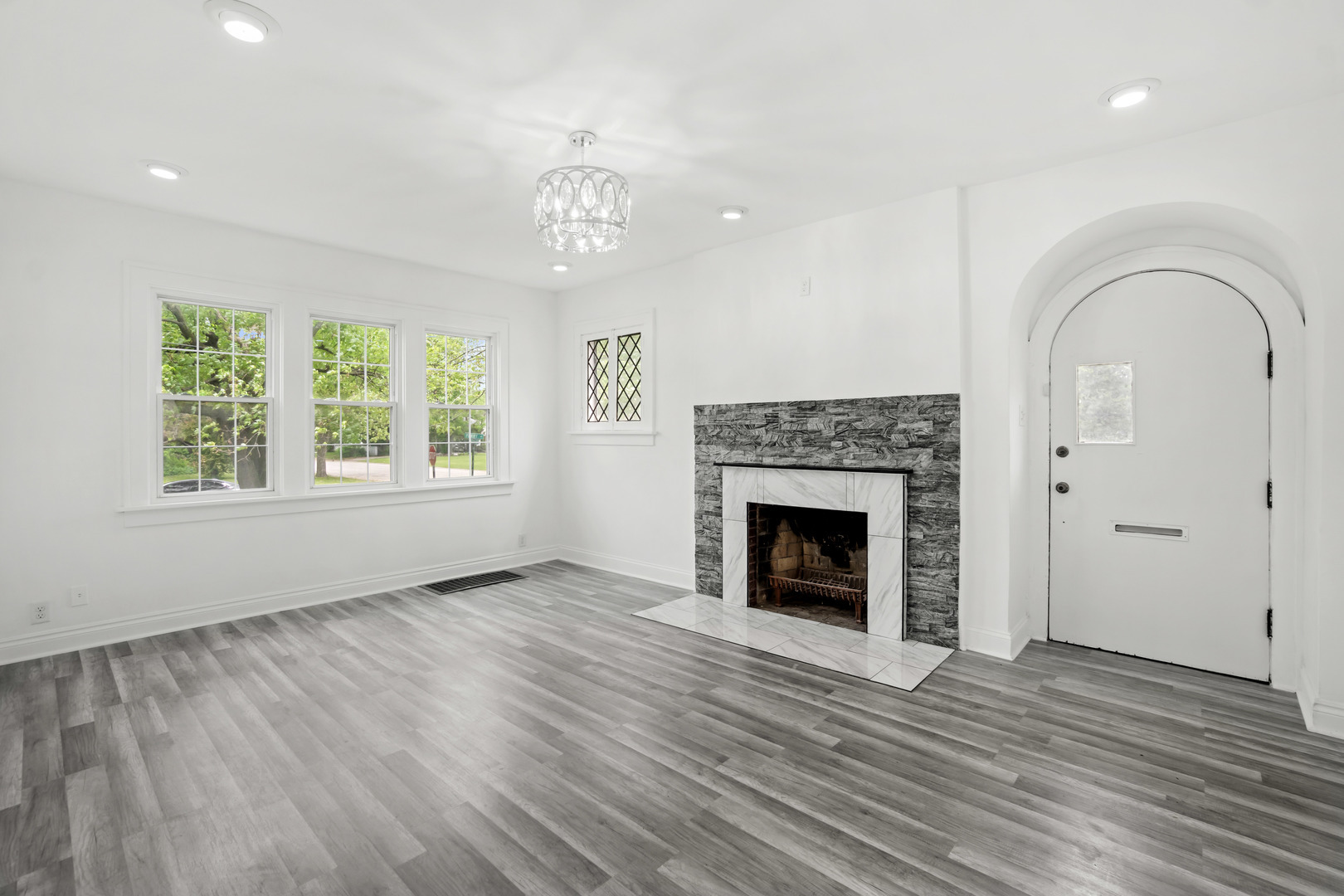 Property Photo: 14856 Perry Avenue IL 60473