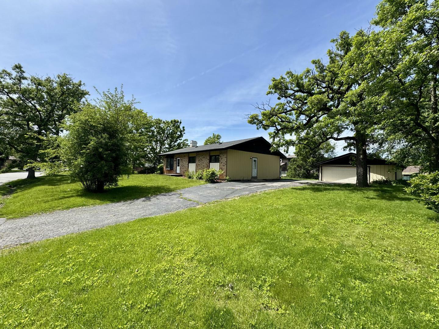 Property Photo: 16159 Long Avenue IL 60452