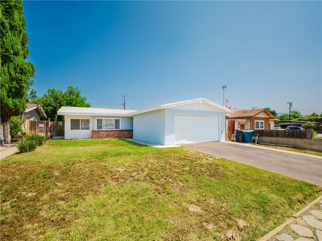 Property Photo:  4239 Ish Drive  CA 93063 