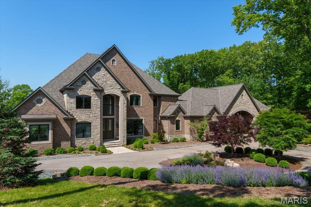 Property Photo: 2535 S Lindbergh Boulevard MO 63131