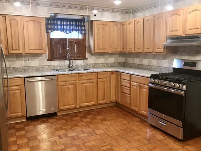 Property Photo: 420 N Library Street IL 62298