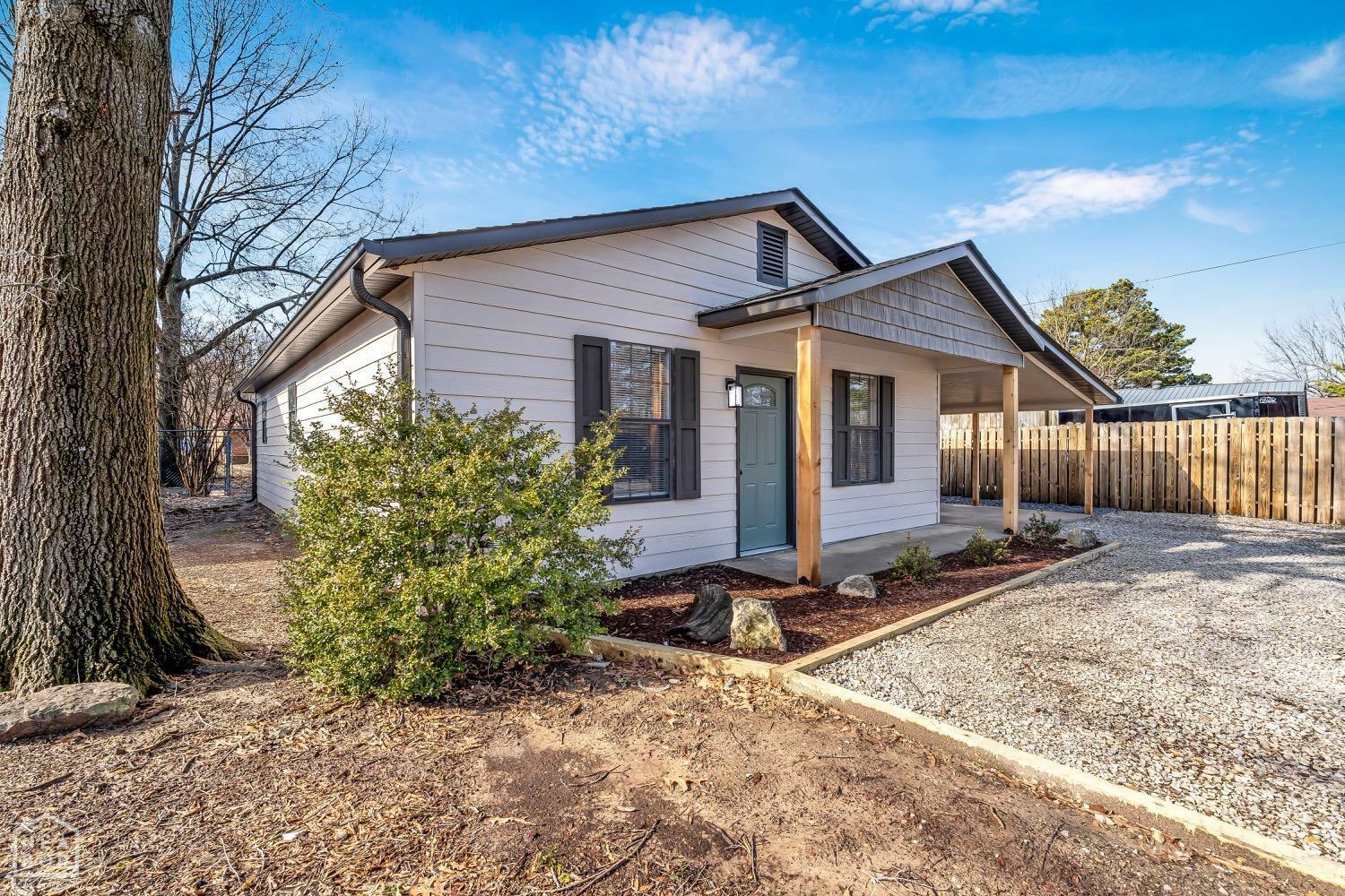 Property Photo: 202 S 14th Avenue AR 72450