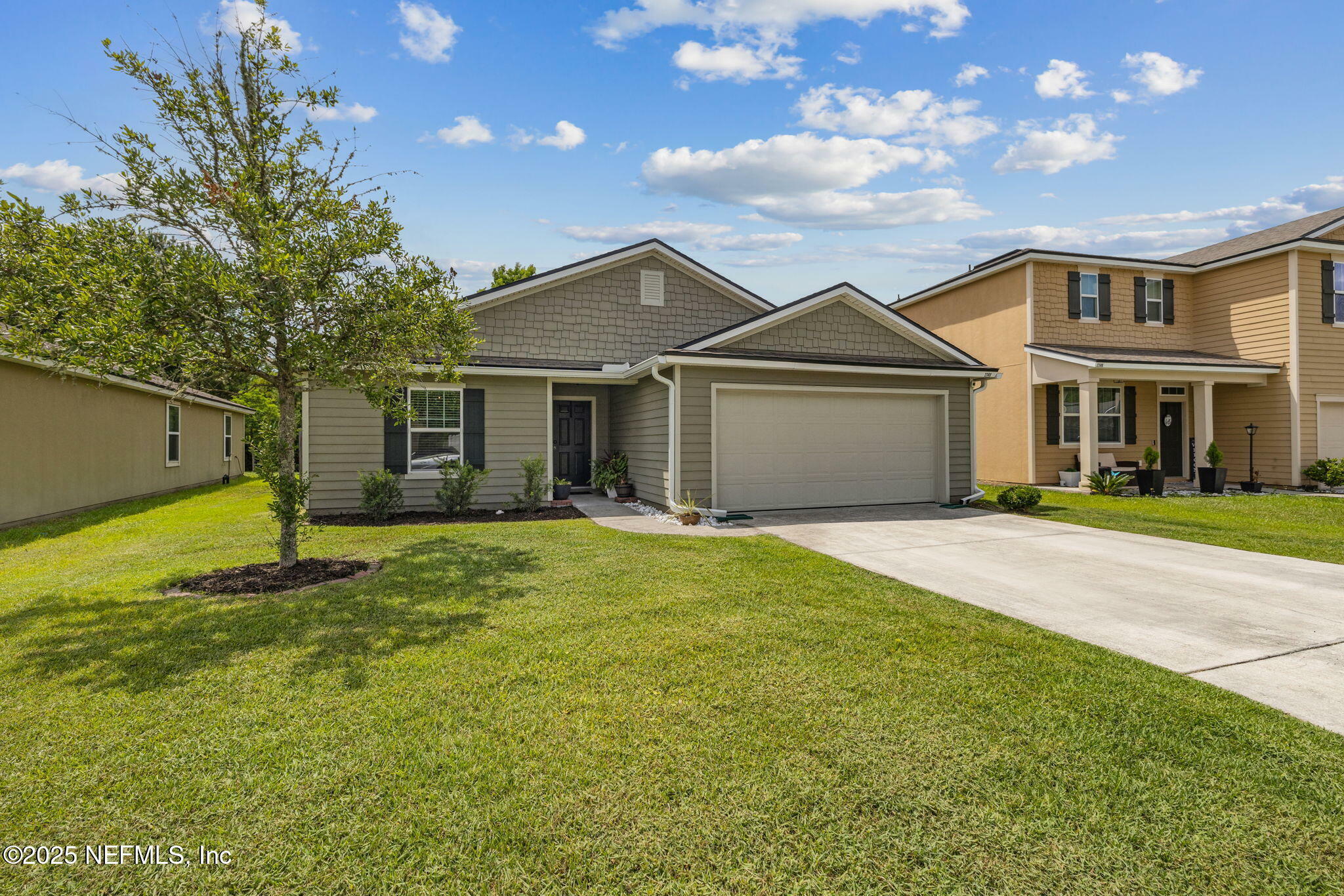 Property Photo: 2380 Sotterley Lane FL 32220