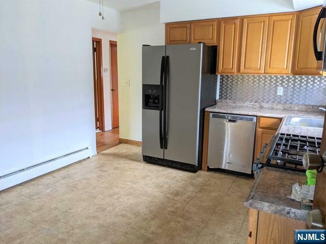 Property Photo:  10 Strong Street  NJ 07057 