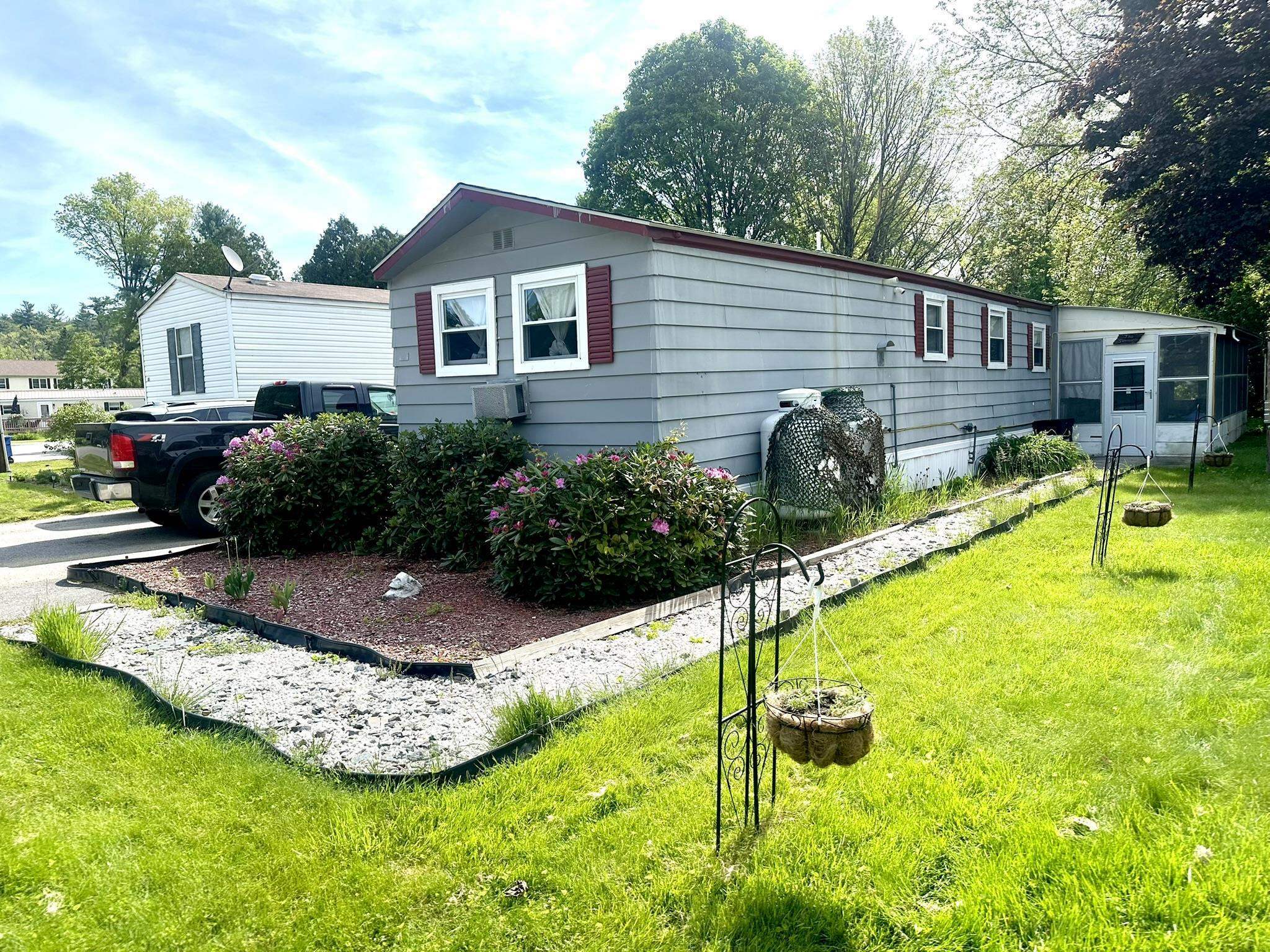 Property Photo: 10 Starling Street NH 03431