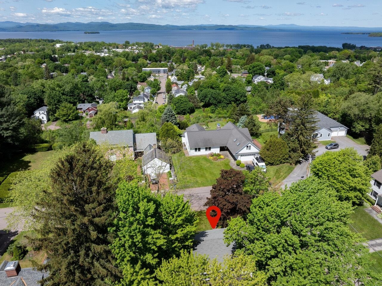 Property Photo: 162 Crescent Road VT 05401