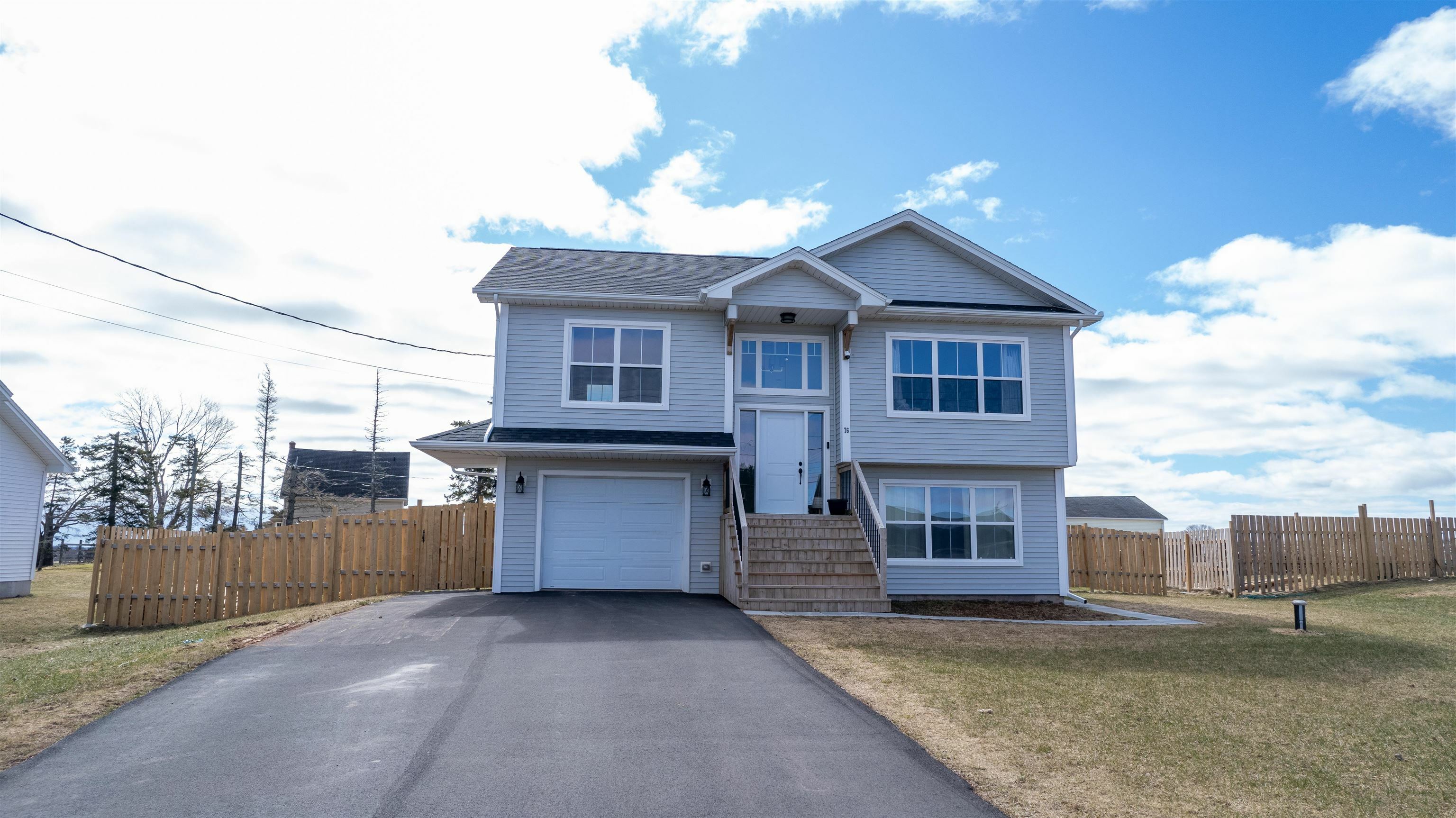 Property Photo: 76 Cheryl Crescent PE C0A 1H5