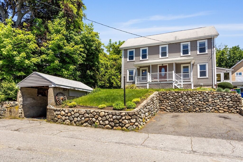 Property Photo:  30 Auburn St  MA 01801 