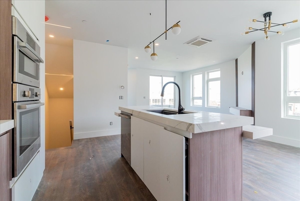 Property Photo: 29 Woodford St - 2 MA 02125