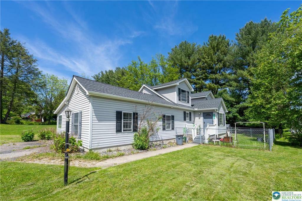 Property Photo: 7112 Howell Terrace PA 18360