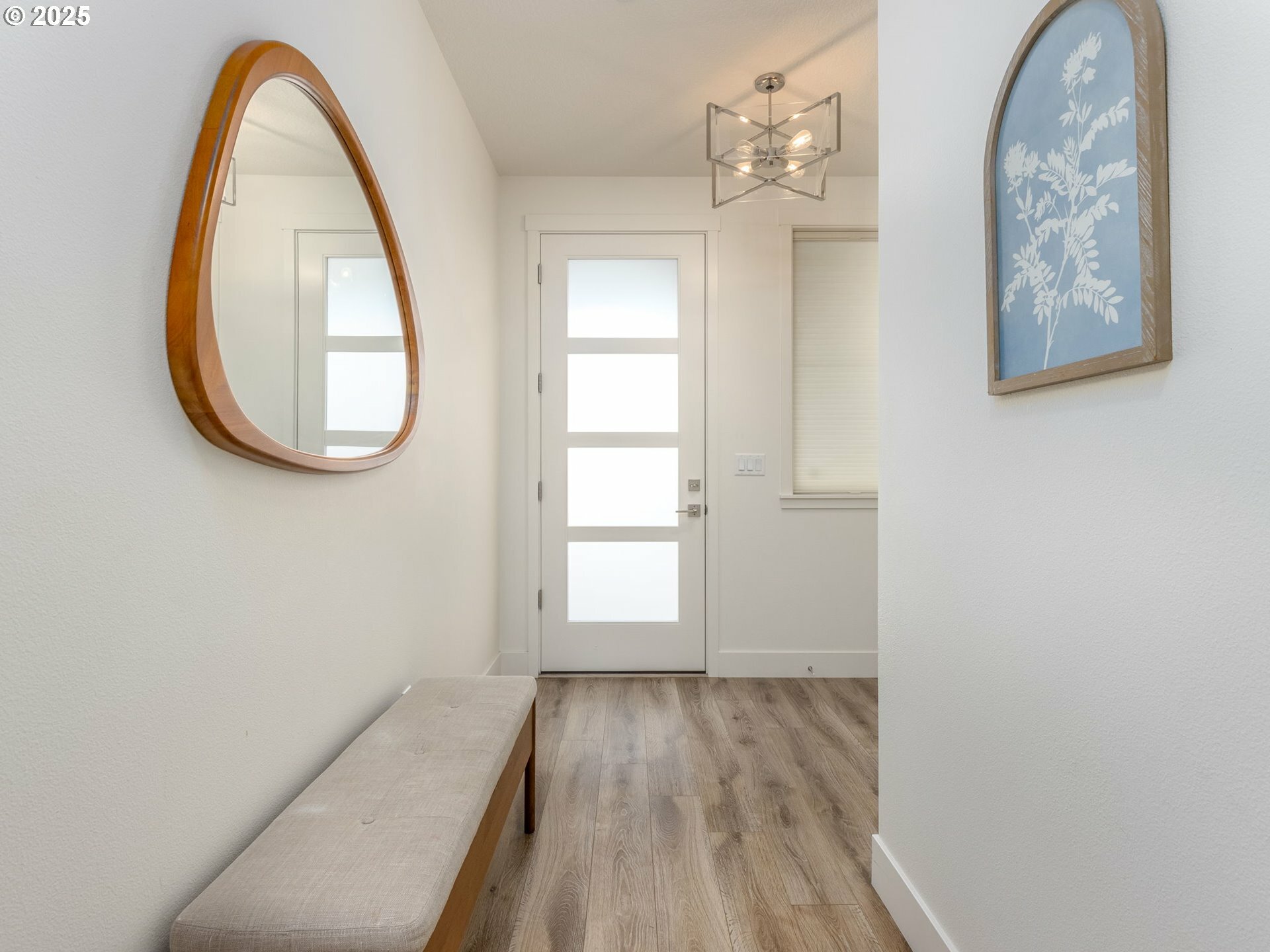 Property Photo: 292 W Maple St WA 98671