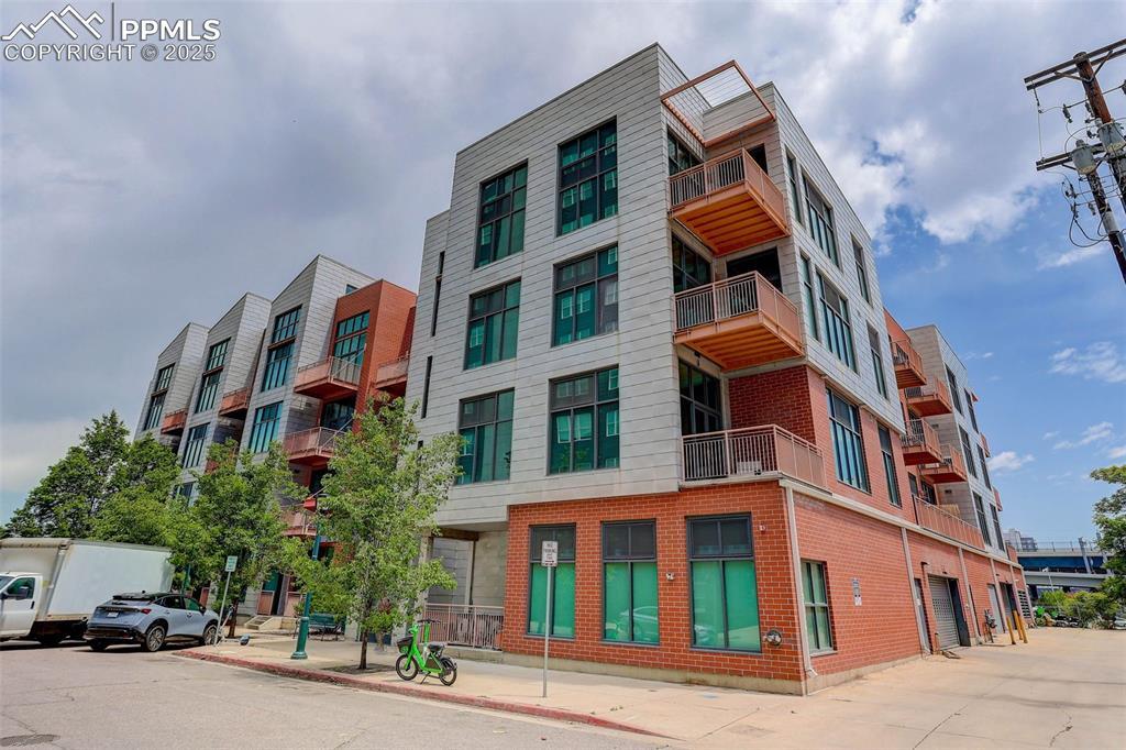 Property Photo: 3100 Huron Street 4N CO 80202