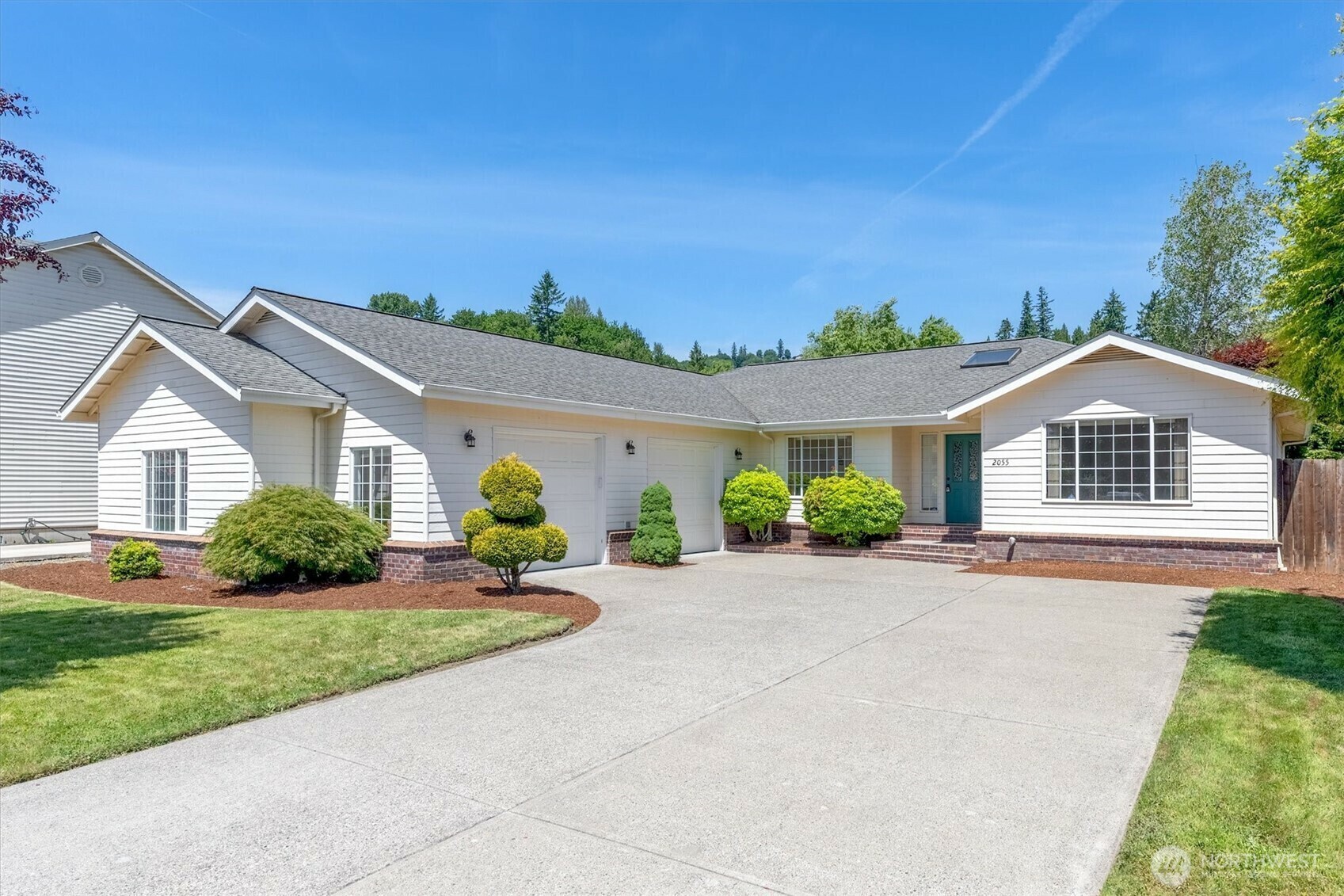 Property Photo: 2055 Statesman Drive WA 98674