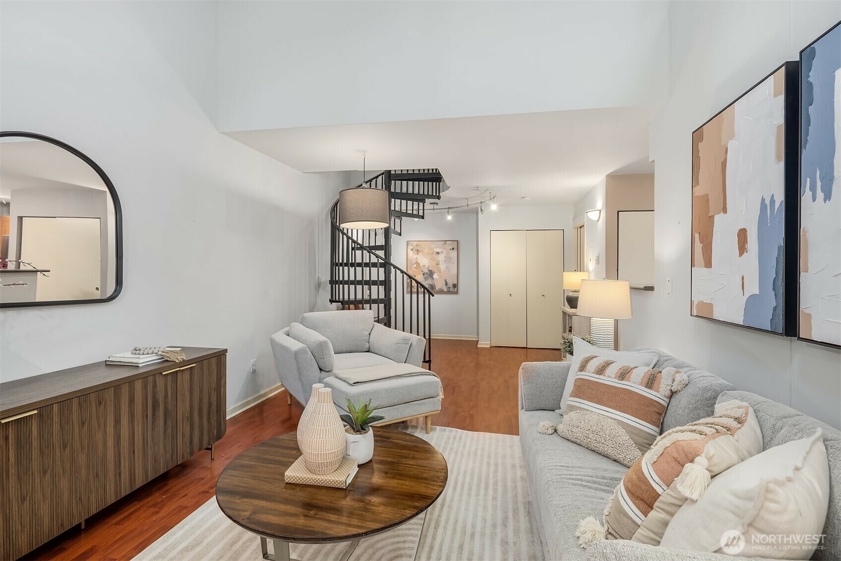 Property Photo: 500 Elliott Avenue W 211 WA 98119