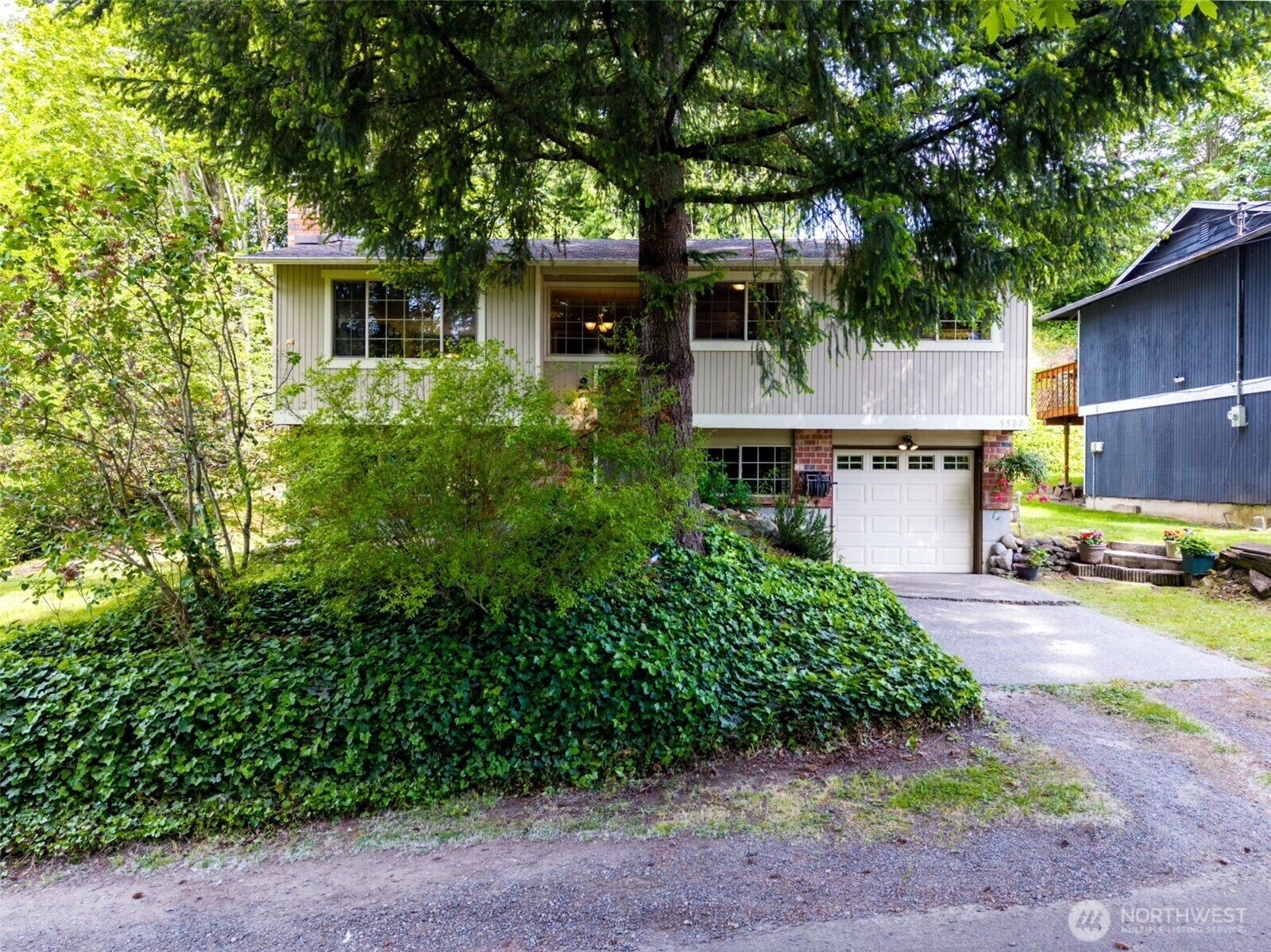 Property Photo: 5902 S Fountain Street WA 98178