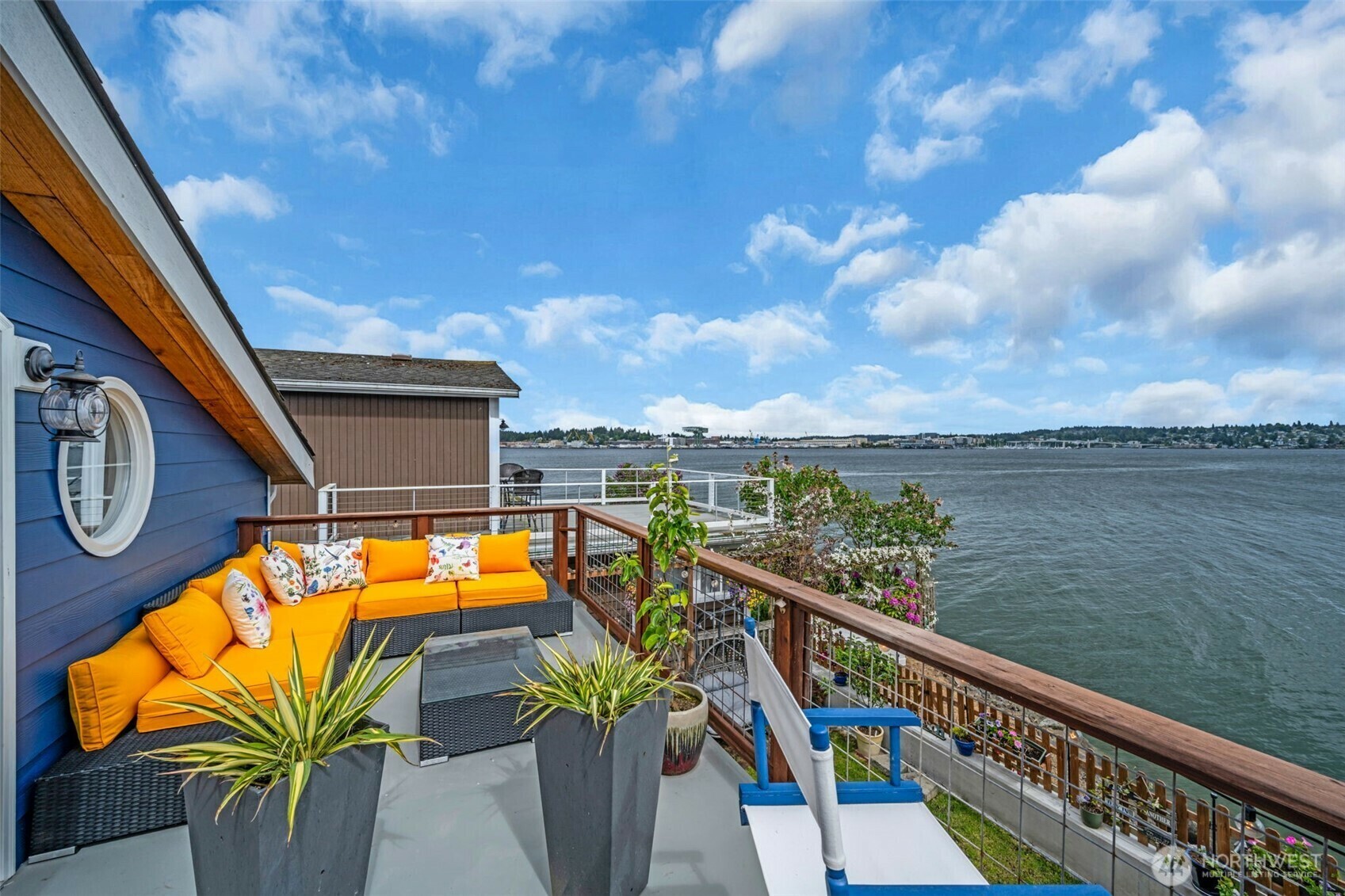 Property Photo:  1811  Bay Street  WA 98366 