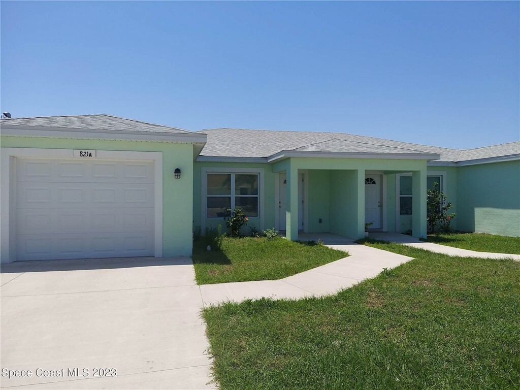 Property Photo: 821 Angela Avenue FL 32955