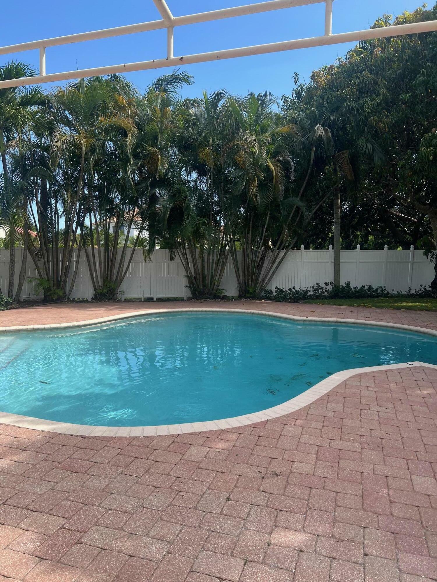 Property Photo: 6903 Beacon Hollow Turn FL 33437