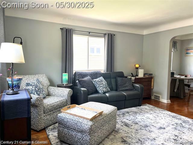 Property Photo: 1059 Eaton Road MI 48072